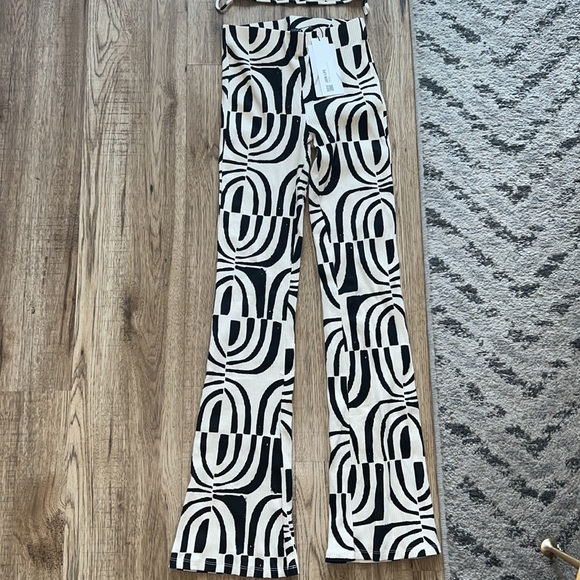 NEW! Zara Printed Set (Top and bottom included) - Picture 11 of 12